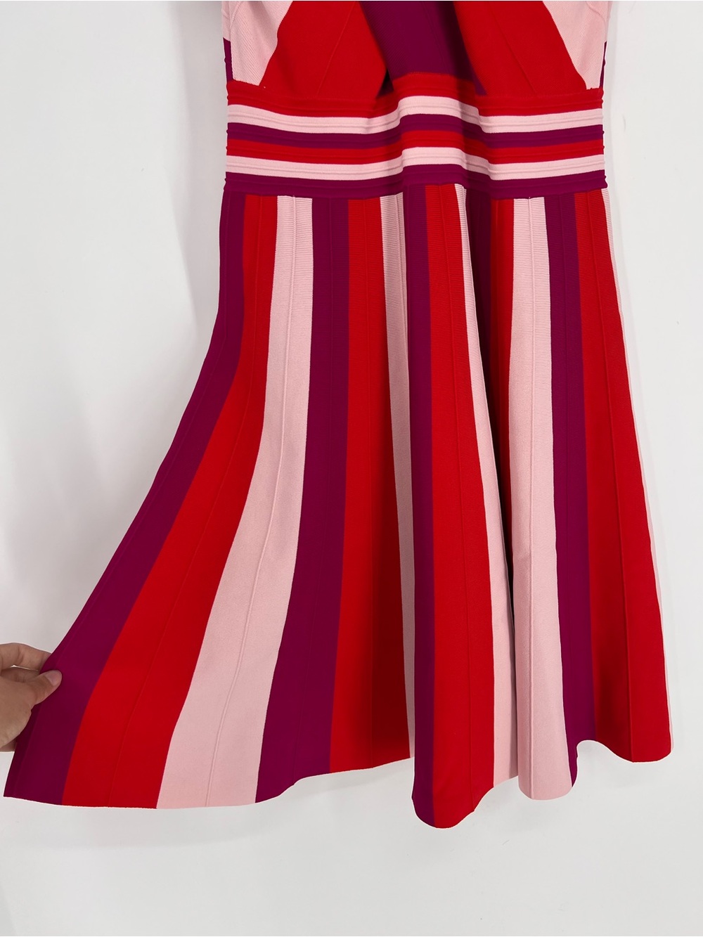 Ted Baker Colorful Red Pink Striped Fit & Flare Bandage Sleeveless Mini Dress 4 - Picture 2 of 8